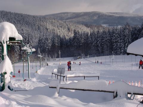 Sjezdovky, lyžování pod Pensionem Martin v Krkonoších, ubytování u sjezdovky, u vleků